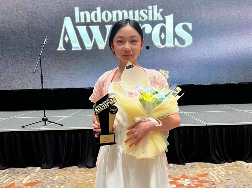 Penyanyi Muda Lindee Cremona Raih Penghargaan Indomusik Awards 2026 Lewat Lagu “Kucing - di Tempat Biasa”