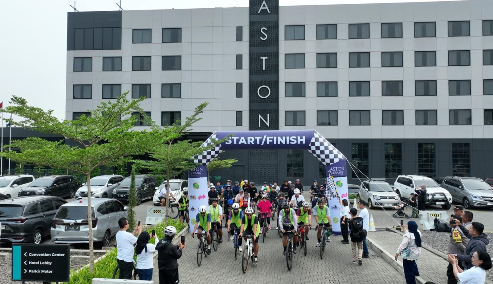 Gowes Bike Aston Serang Rayakan HUT ke-3, Hadirkan Funbike hingga Latihan Pushbike Anak