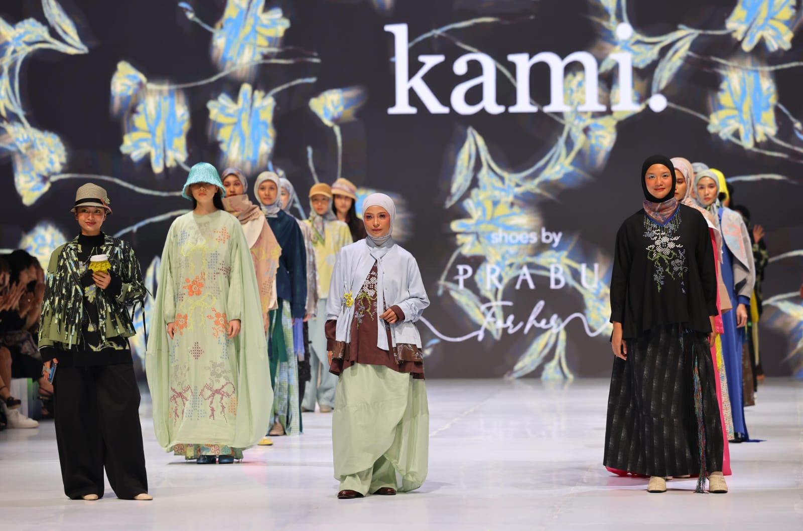 Intip 16 Looks TENKA KURO KAMI di Jakarta Fashion Week 2026