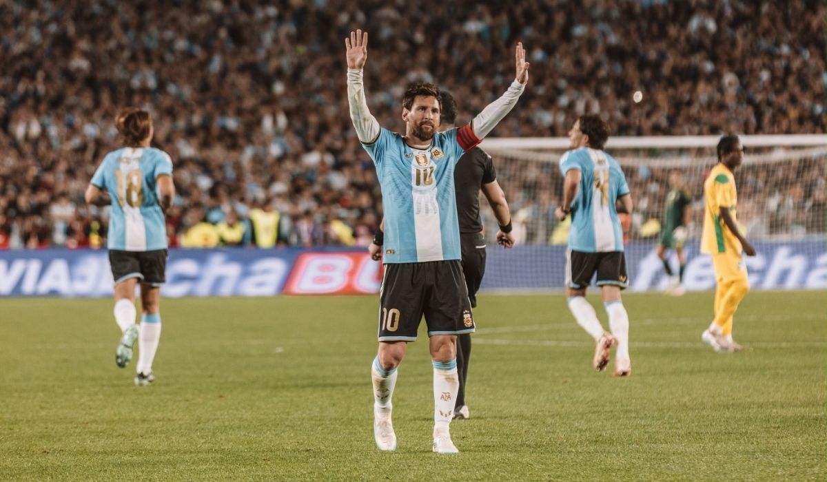 Satu Menit untuk Messi: Argentina Hentikan Laga, Stadion Monumental Berubah Jadi Panggung Perpisahan Sang Legenda