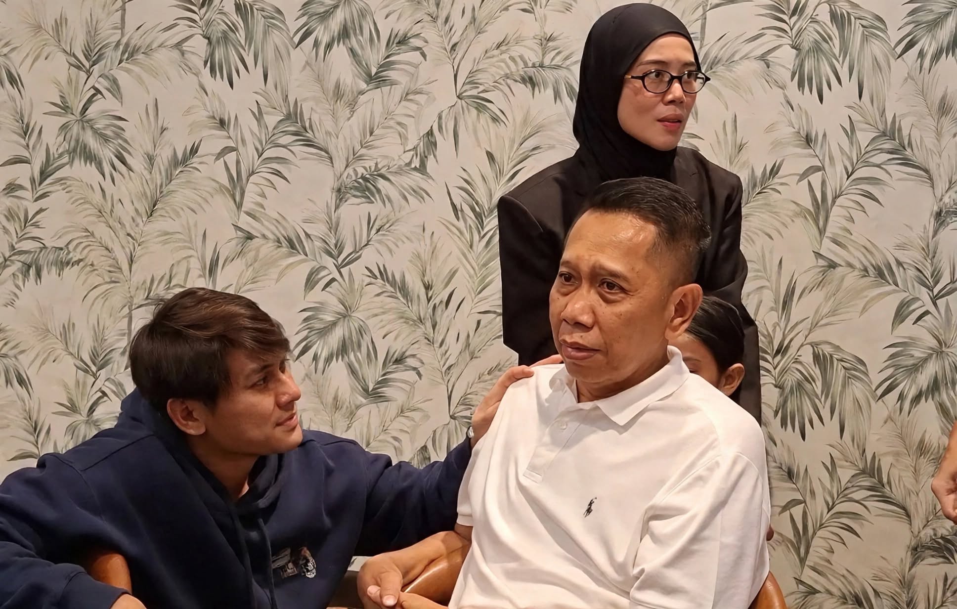 Rizky Billar Menangis Saat Bertemu Tukul Arwana, Sang Komedian Tak Lagi Mengenalinya
